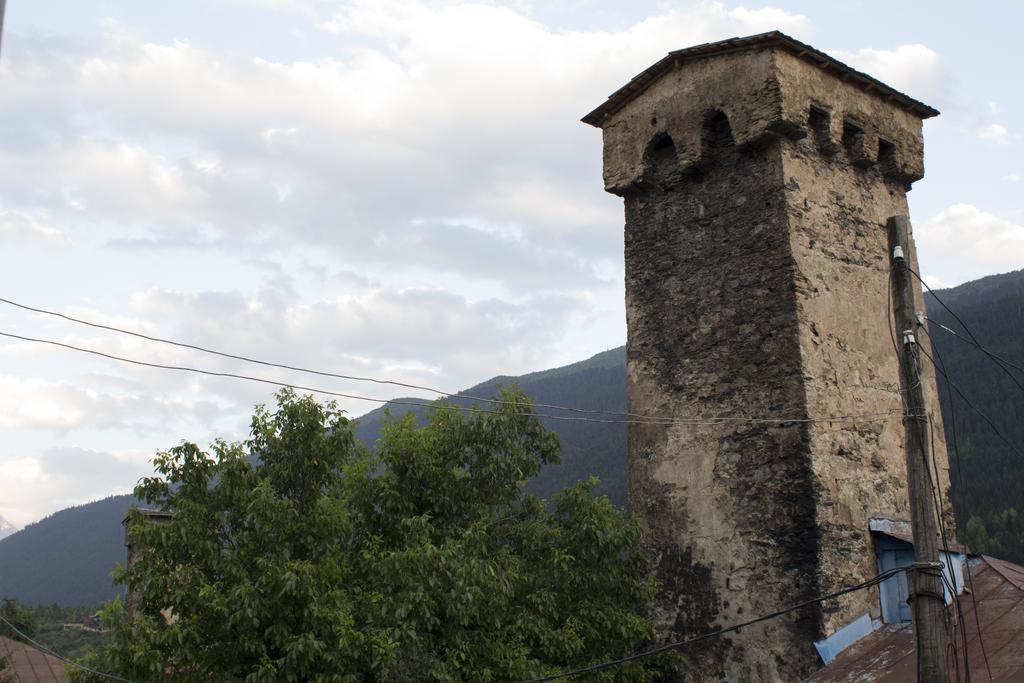 Guesthouse Ori Beli In Mestia Zewnętrze zdjęcie